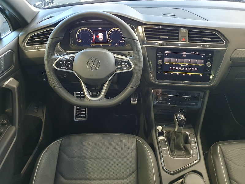 volkswagen tiguan 2.0 300 tsi gasolina allspace r-line automatico 4p 2025