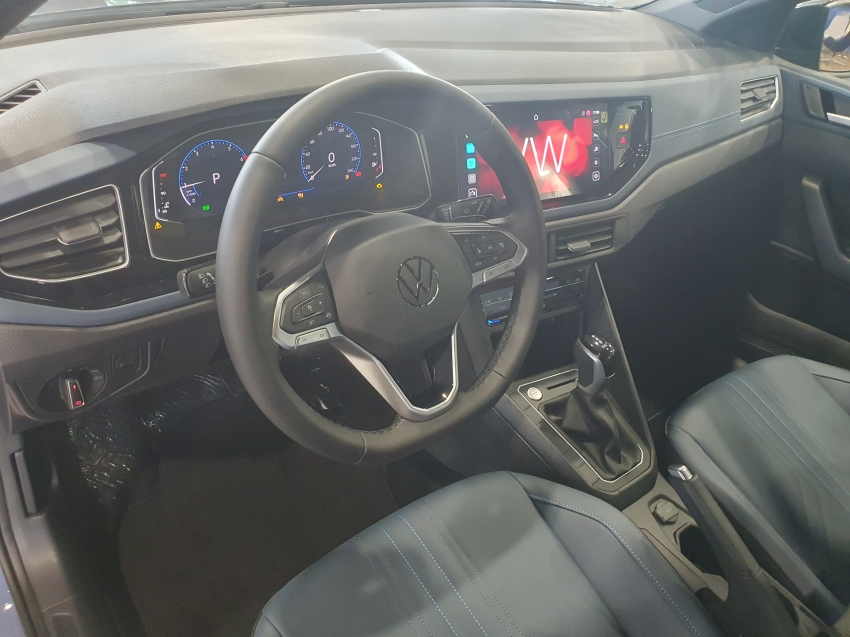 volkswagen nivus 1.0 200 tsi total flex highline automatico 4p 2026