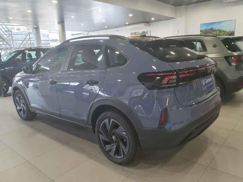 volkswagen nivus 1.0 200 tsi total flex highline automatico 4p 2026