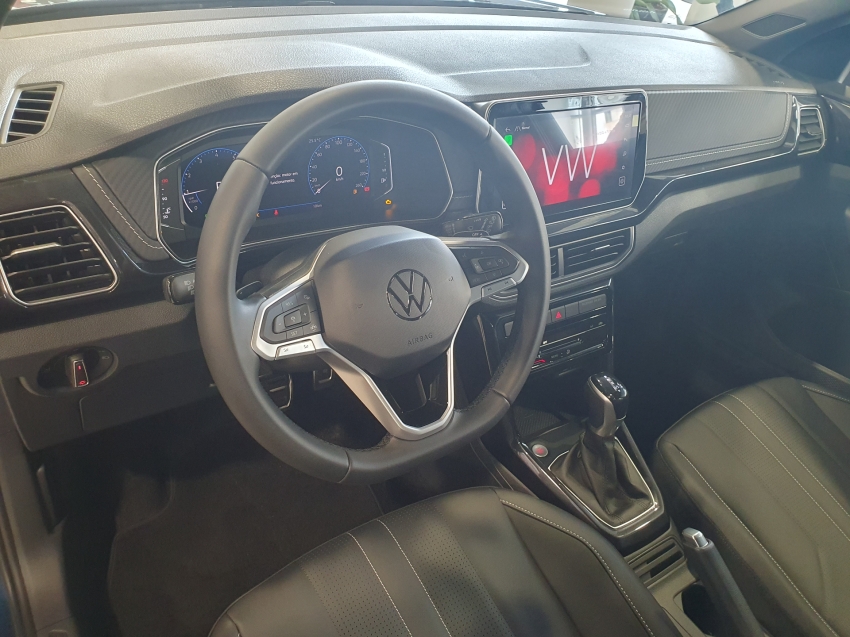volkswagen t-cross 1.4 250 tsi total flex highline automatico 4p 2026