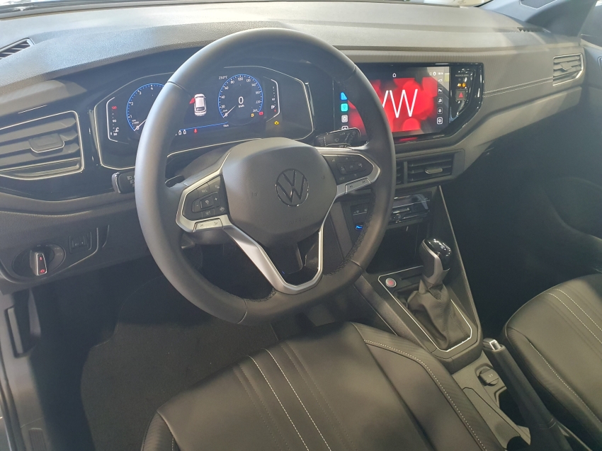 volkswagen nivus 1.0 200 tsi total flex highline automatico 4p 2026