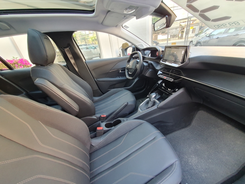 peugeot 208 1.6 16v flex griffe at6 4p automatico 2023