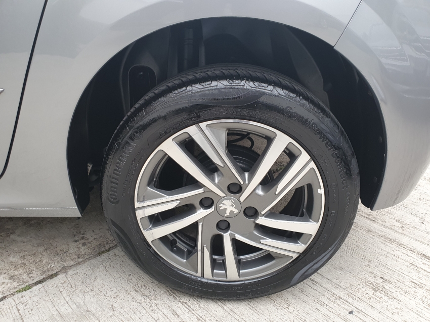 peugeot 208 1.6 16v flex griffe at6 4p automatico 2023