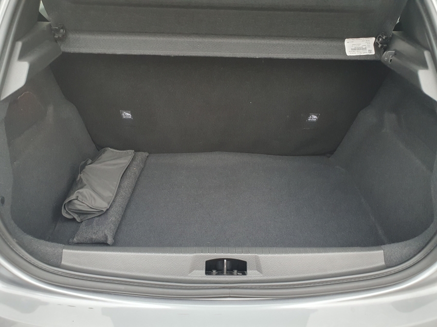 peugeot 208 1.6 16v flex griffe at6 4p automatico 2023