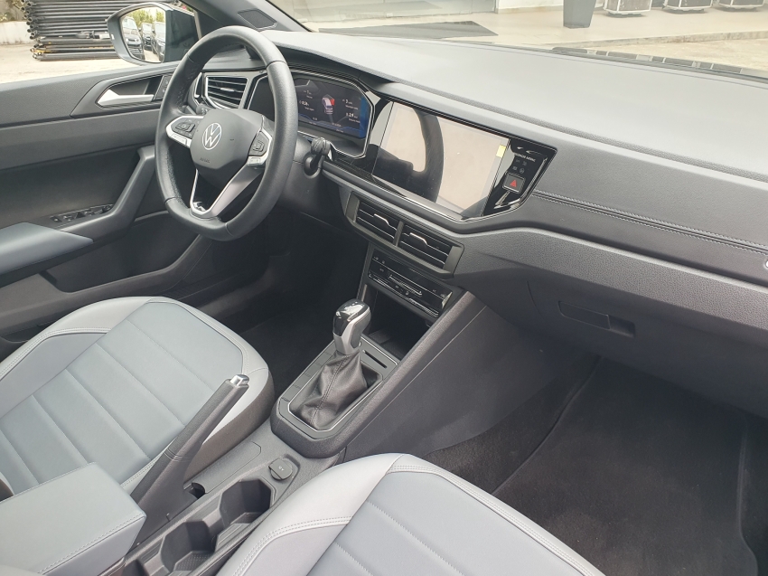 volkswagen nivus 1.0 200 tsi total flex highline automatico 4p 2024
