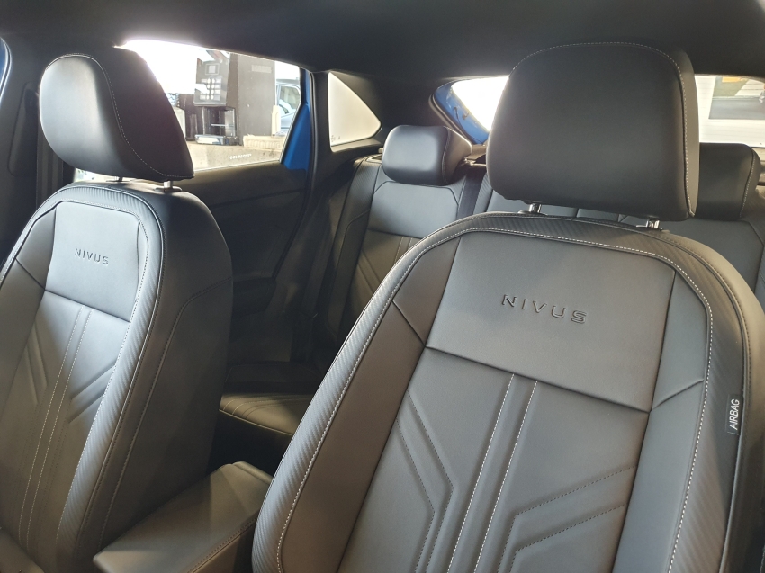 volkswagen nivus 1.0 200 tsi total flex highline automatico 4p 2026