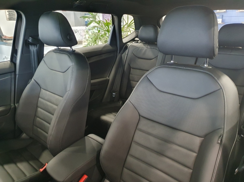 volkswagen taos 1.4 250 tsi total flex highline automatico 4p 20255