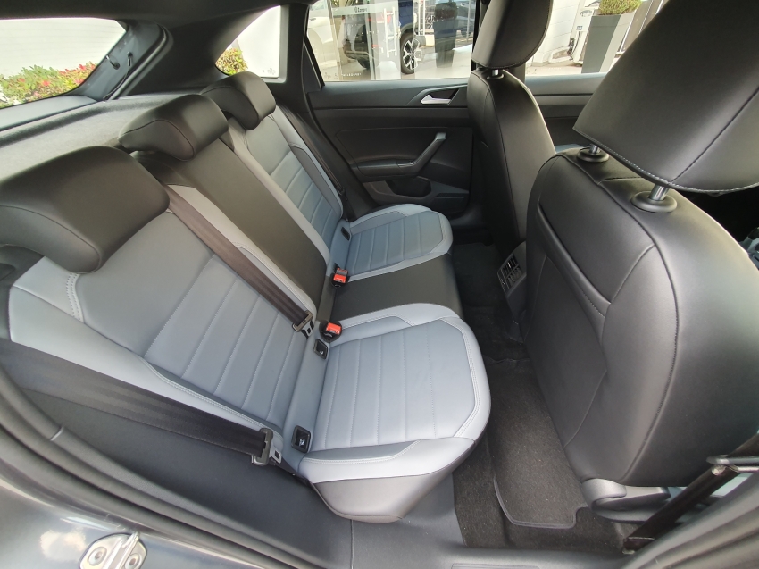 volkswagen nivus 1.0 200 tsi total flex highline automatico 4p 20245