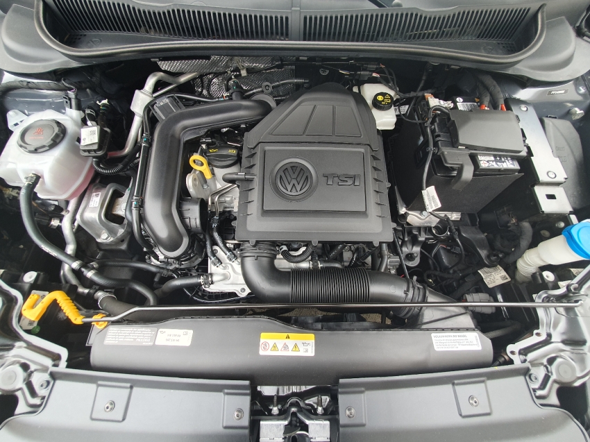 volkswagen nivus 1.0 200 tsi total flex highline automatico 4p 202318