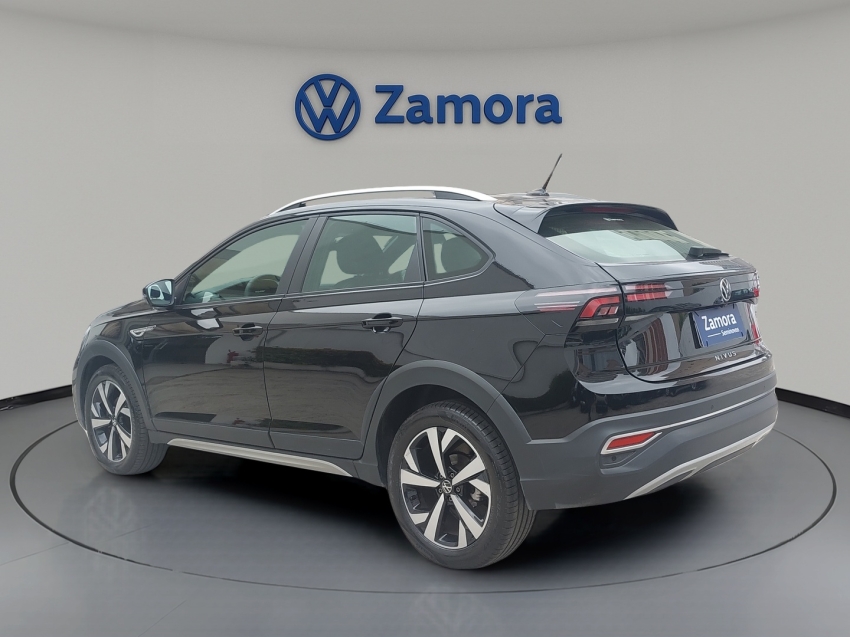 volkswagen nivus 1.0 200 tsi total flex highline automatico 4p 202310