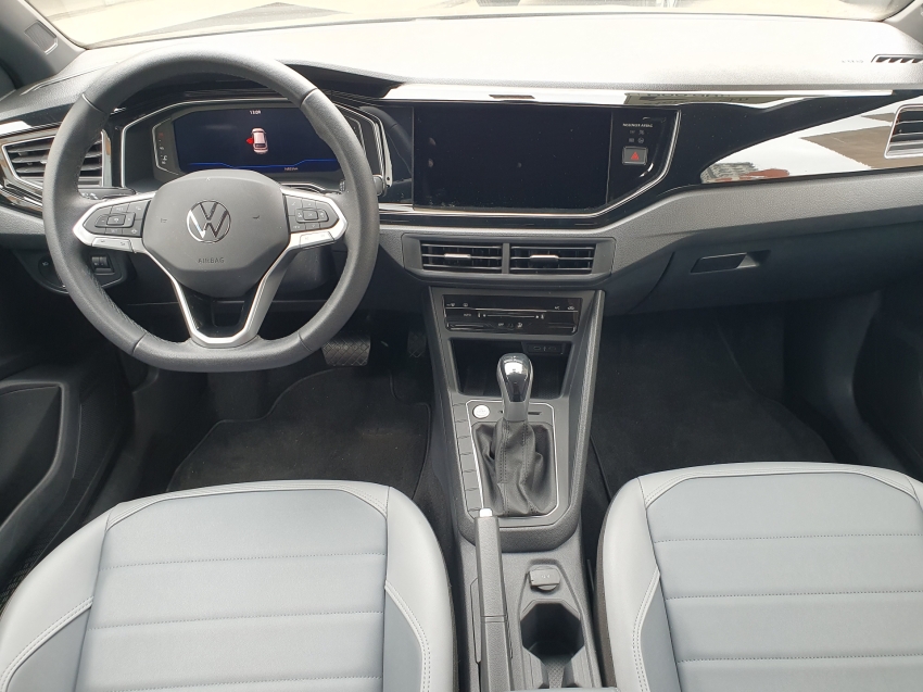 volkswagen nivus 1.0 200 tsi total flex highline automatico 4p 20233