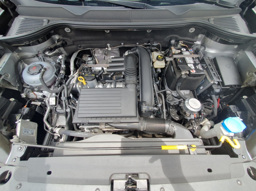 volkswagen taos 1.4 250 tsi total flex highline automatico 4p 202318