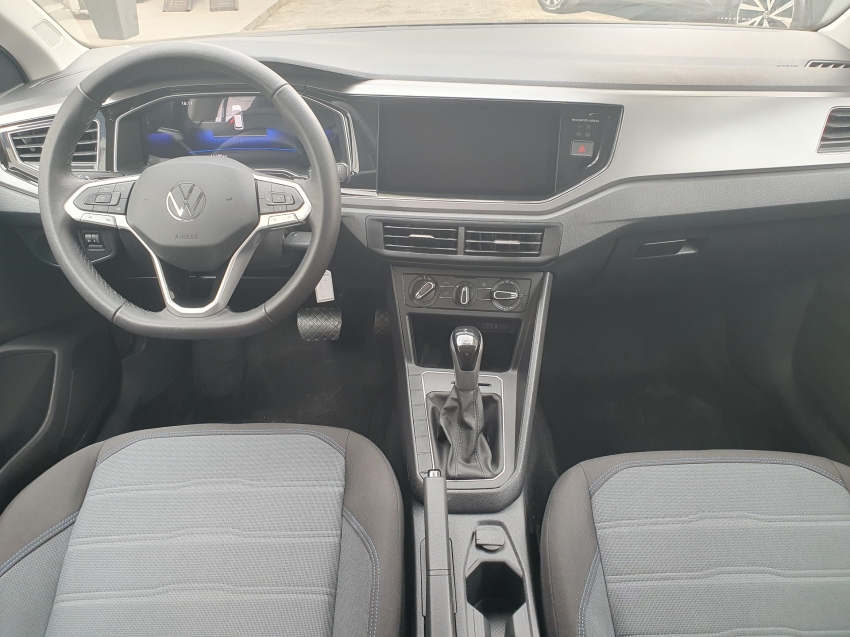 volkswagen nivus 1.0 200 tsi total flex comfortline automatico 4p 20245