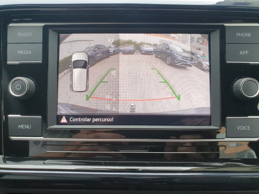 volkswagen t-cross 1.0 200 tsi total flex comfortline automatico 4p 202411