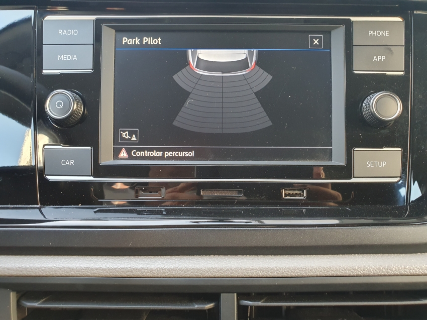 volkswagen polo 1.0 200 tsi comfortline automatico flex 4p 201811