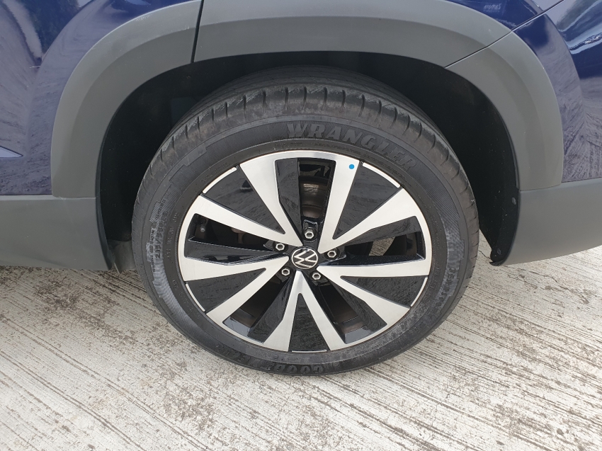 volkswagen taos 1.4 250 tsi total flex highline automatico 4p 202216