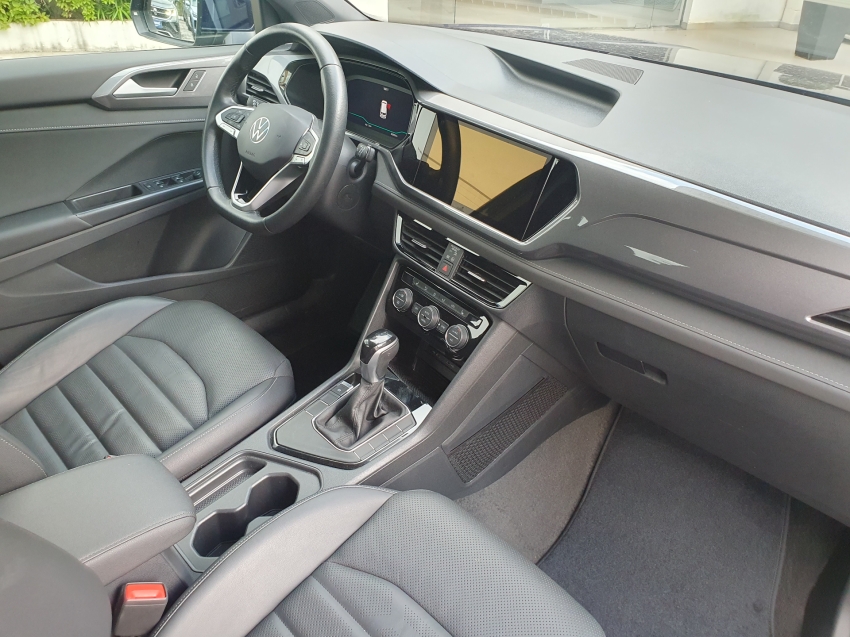 volkswagen taos 1.4 250 tsi total flex highline automatico 4p 202215