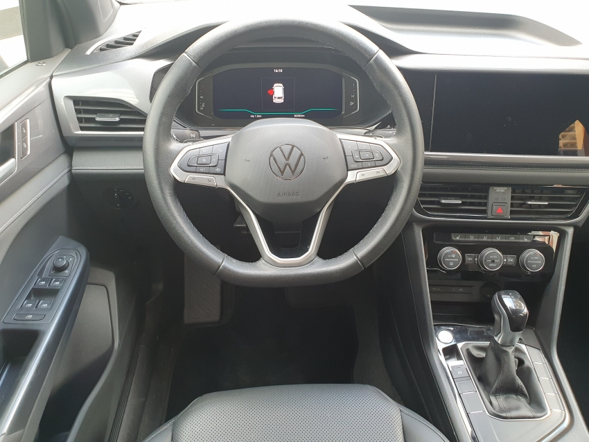 volkswagen taos 1.4 250 tsi total flex highline automatico 4p 202213