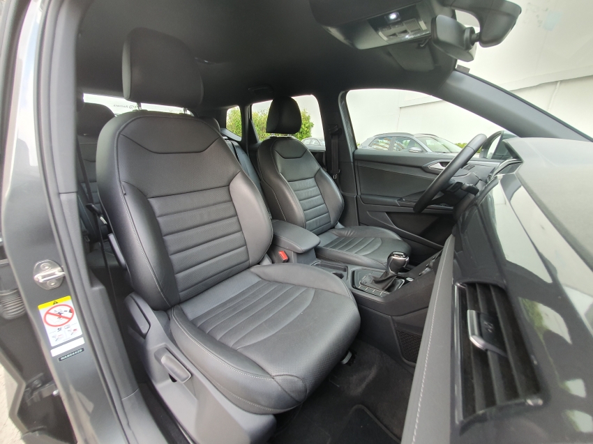 volkswagen taos 1.4 250 tsi total flex highline automatico 4p 202215