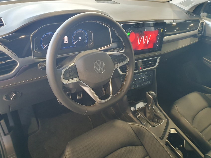 volkswagen taos 1.4 250 tsi total flex highline automatico 4p 20263