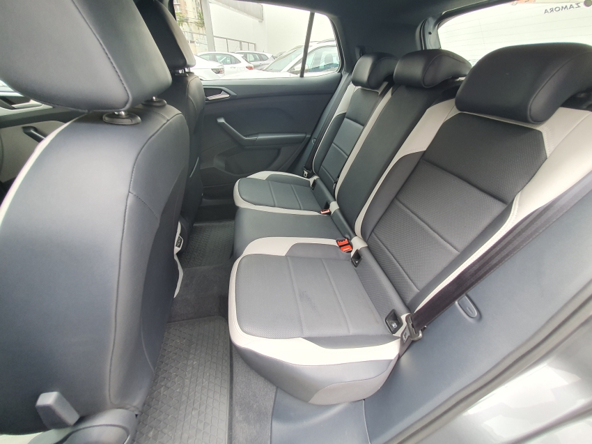volkswagen t-cross 1.4 250 tsi total flex highline automatico 4p 20205