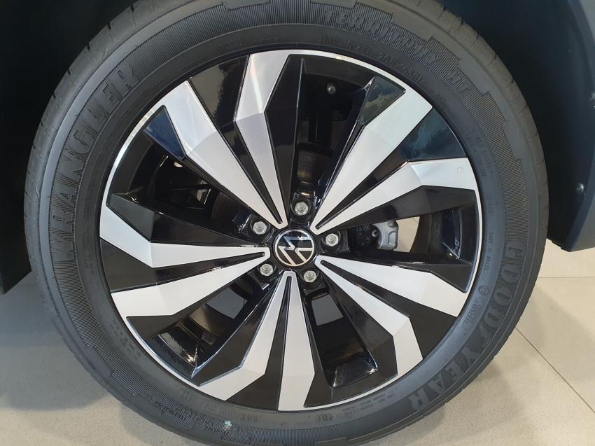 volkswagen t-cross 1.0 200 tsi total flex automatico 4p 20267