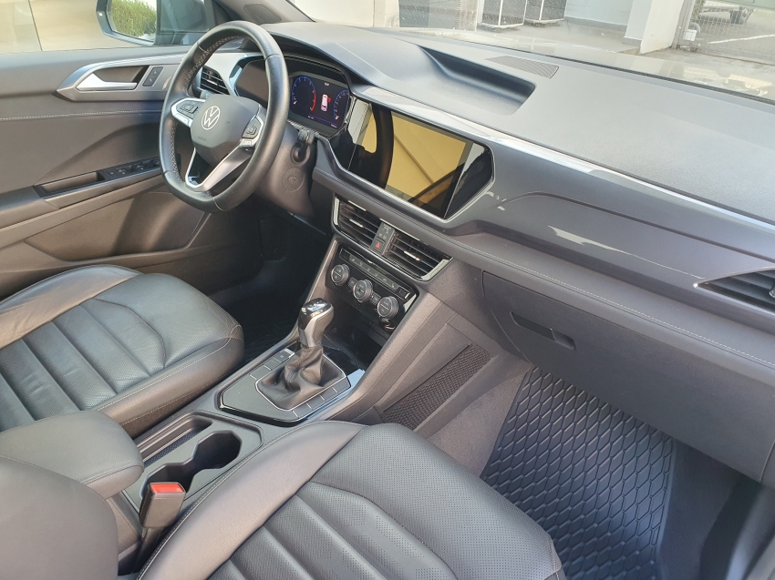 volkswagen taos 1.4 250 tsi total flex highline automatico 4p 202213