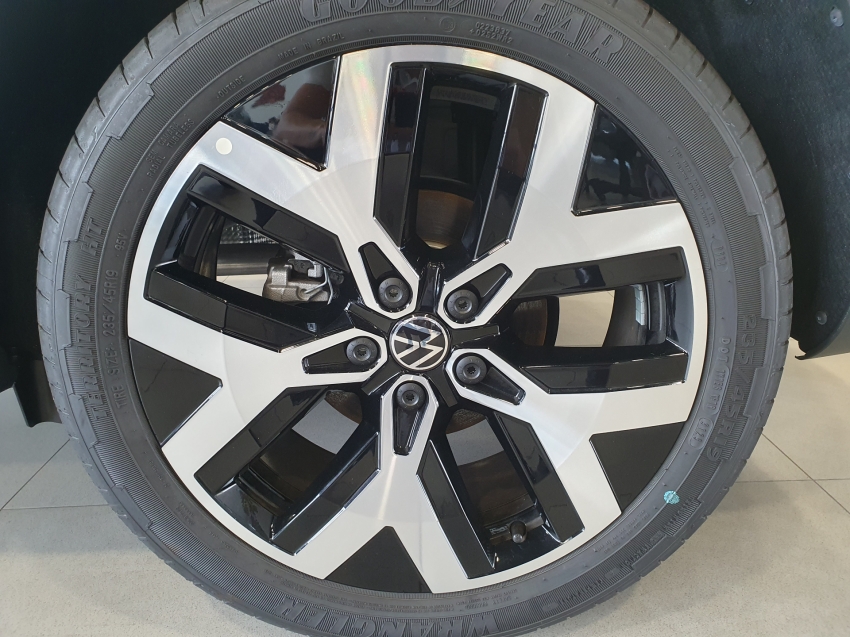 volkswagen taos 1.4 250 tsi total flex highline automatico 4p 20268