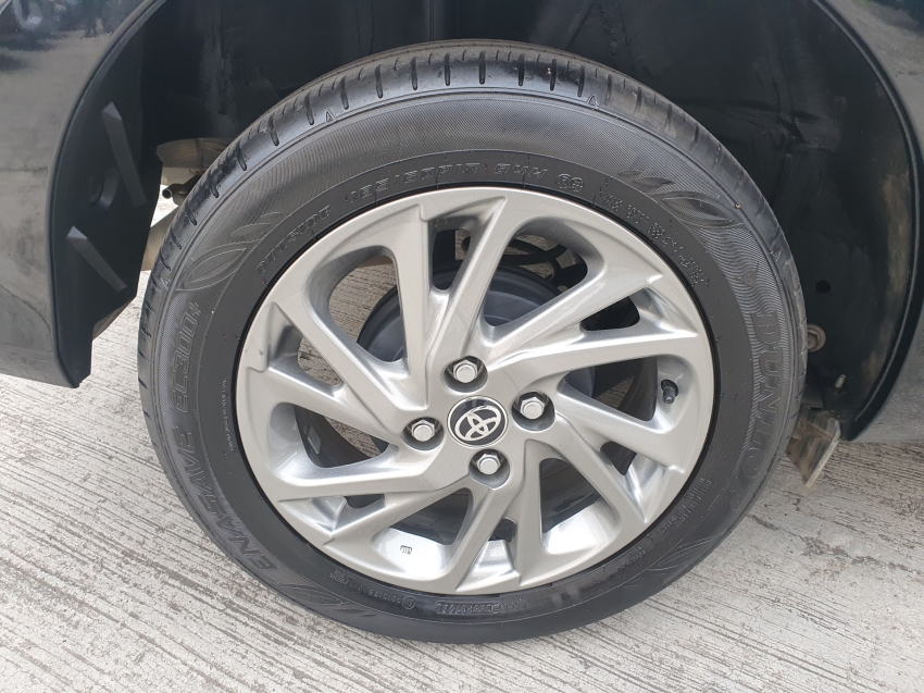 toyota yaris 1.5 16v flex xs multidrive 4p automatico 202418