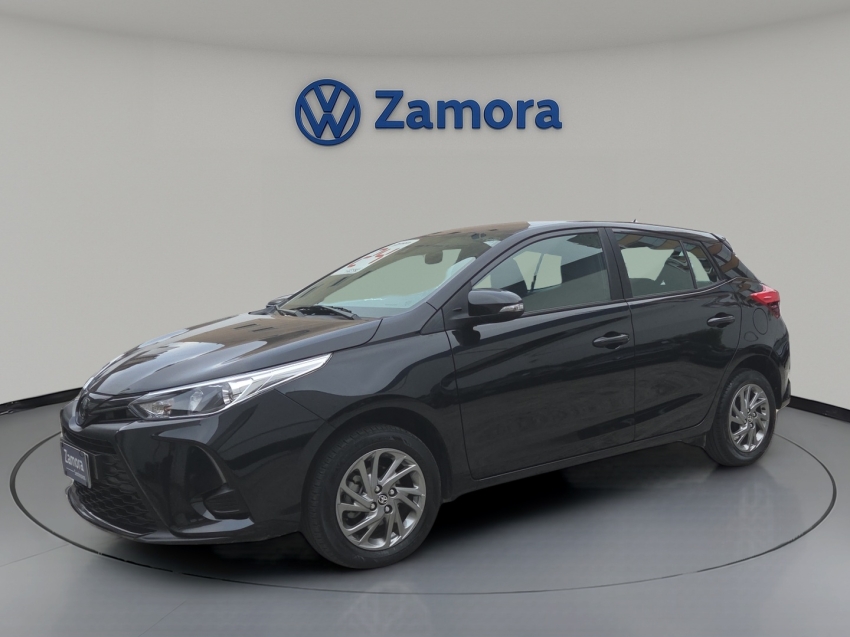 toyota yaris 1.5 16v flex xs multidrive 4p automatico 2024