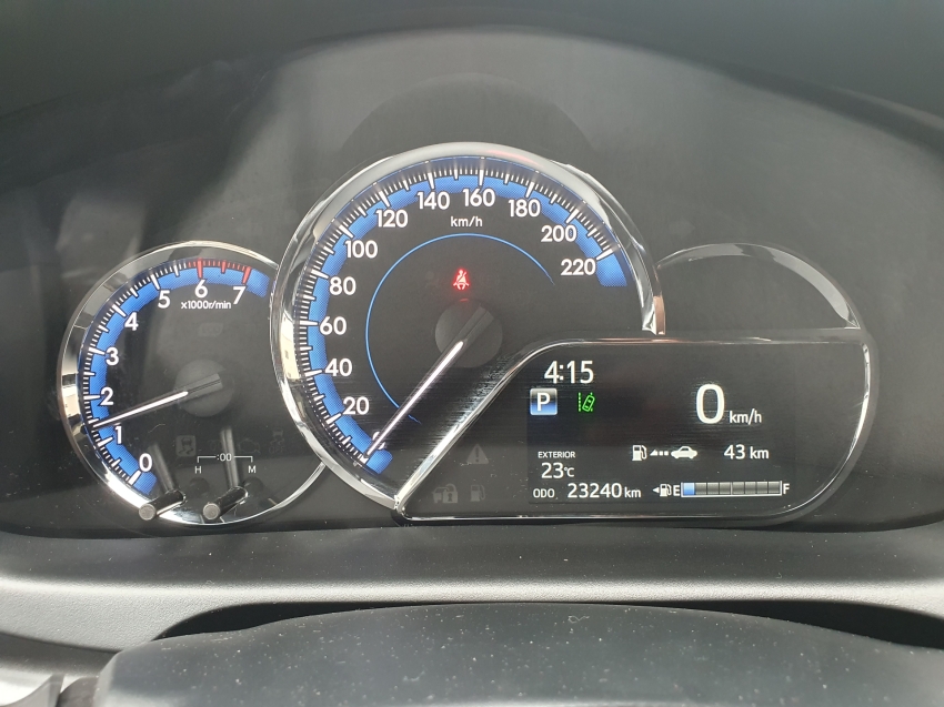toyota yaris 1.5 16v flex xs multidrive 4p automatico 20241