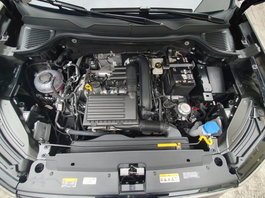 volkswagen taos 1.4 250 tsi total flex highline automatico 4p 202616