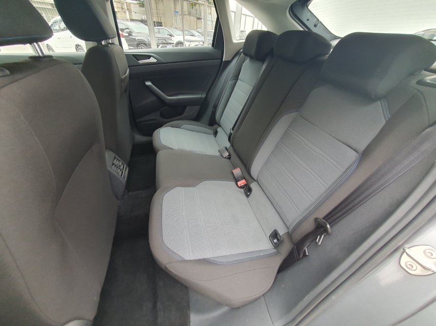 volkswagen nivus 1.0 200 tsi total flex comfortline automatico 4p 202411