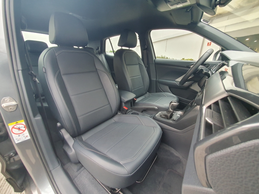 volkswagen t-cross 1.4 250 tsi total flex highline automatico 4p 202410