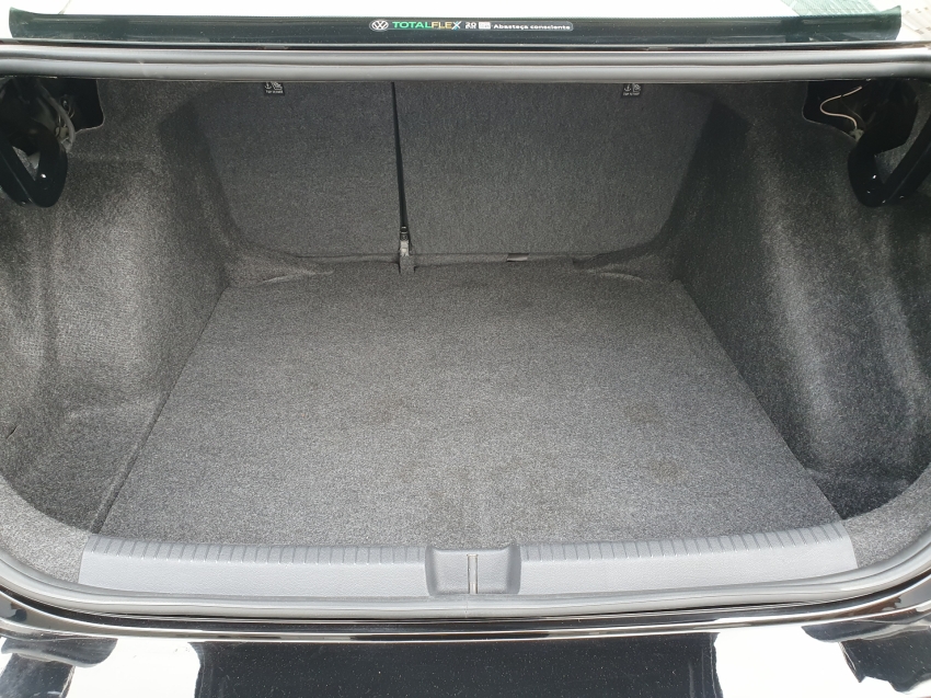 volkswagen virtus 1.0 200 tsi highline automatico flex 4p 202415