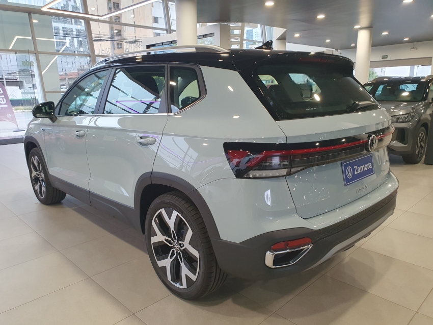 volkswagen taos 1.4 250 tsi total flex highline automatico 4p 20261