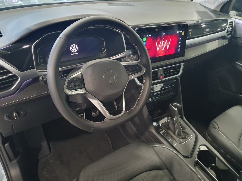 volkswagen taos 1.4 250 tsi total flex highline automatico 4p 20262