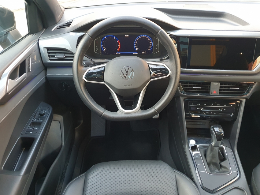 volkswagen taos 1.4 250 tsi total flex highline automatico 4p 202315