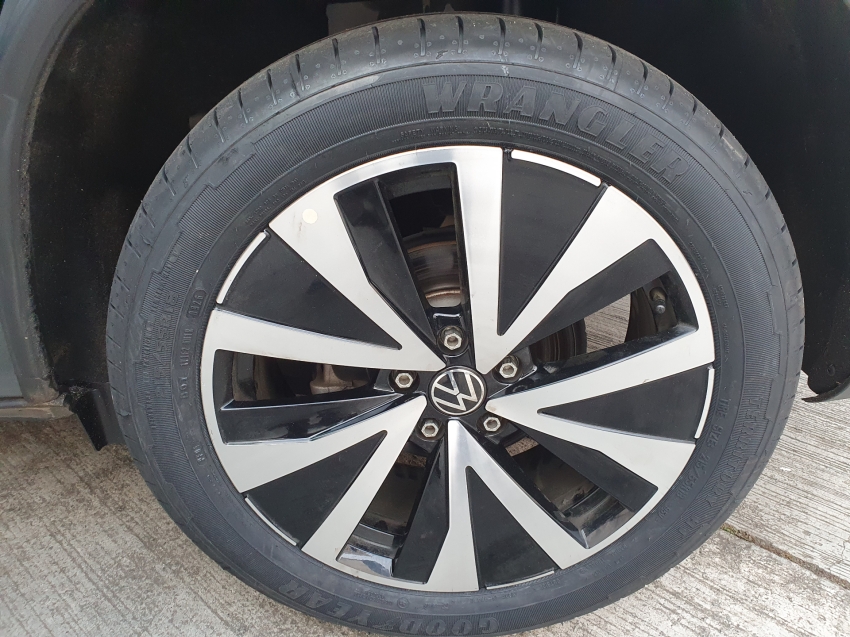 volkswagen taos 1.4 250 tsi total flex highline automatico 4p 202316