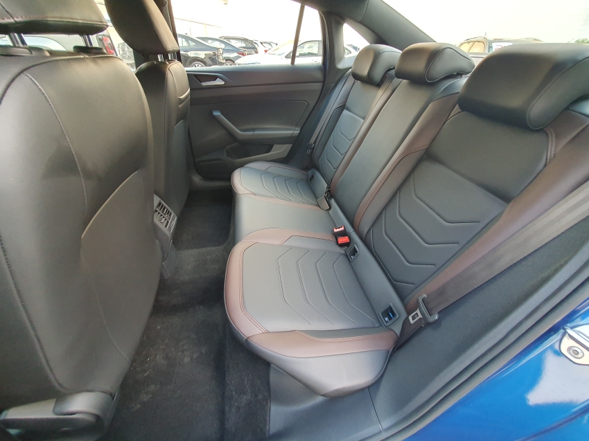 volkswagen virtus 1.0 200 tsi highline automatico flex 4p 202413