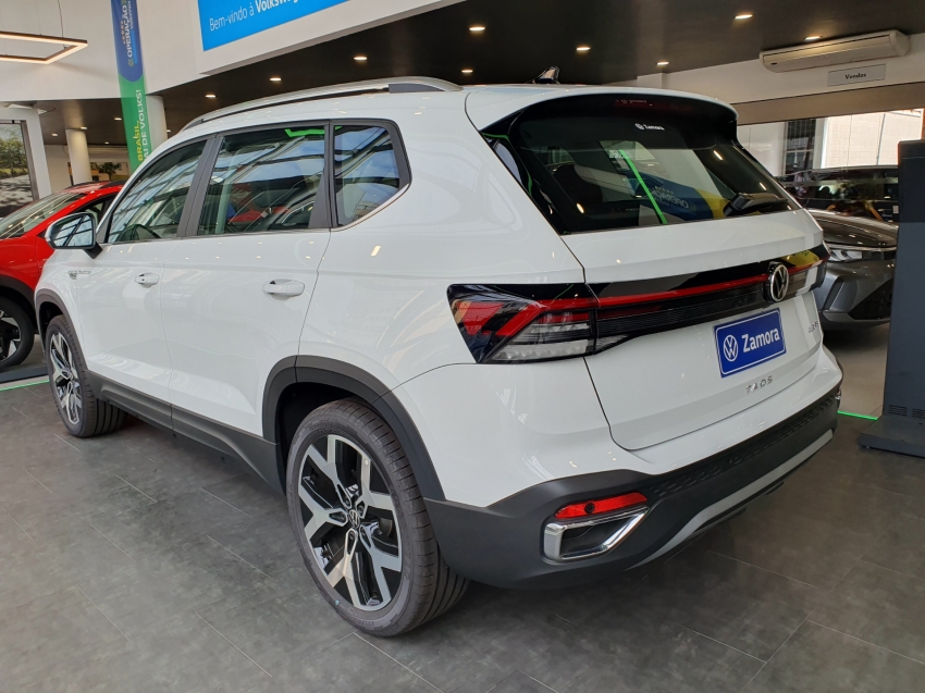 volkswagen taos 1.4 250 tsi total flex highline automatico 4p 20262