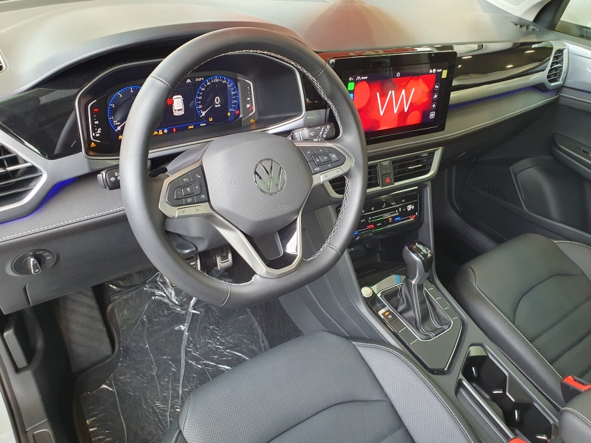volkswagen taos 1.4 250 tsi total flex highline automatico 4p 20263