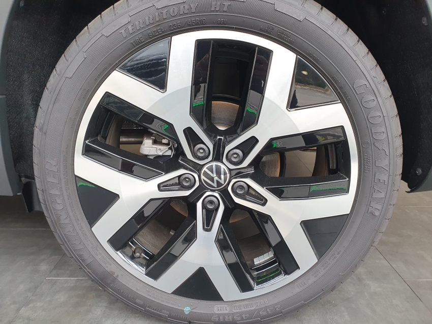 volkswagen taos 1.4 250 tsi total flex highline automatico 4p 20268