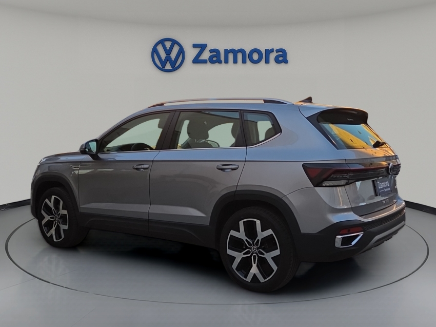 volkswagen taos 1.4 250 tsi total flex highline automatico 4p 202610