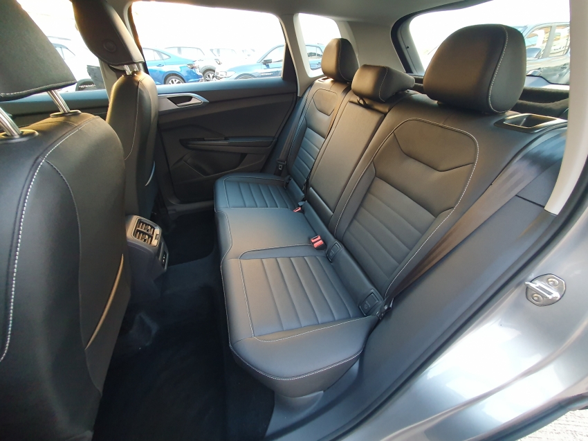 volkswagen taos 1.4 250 tsi total flex highline automatico 4p 202613