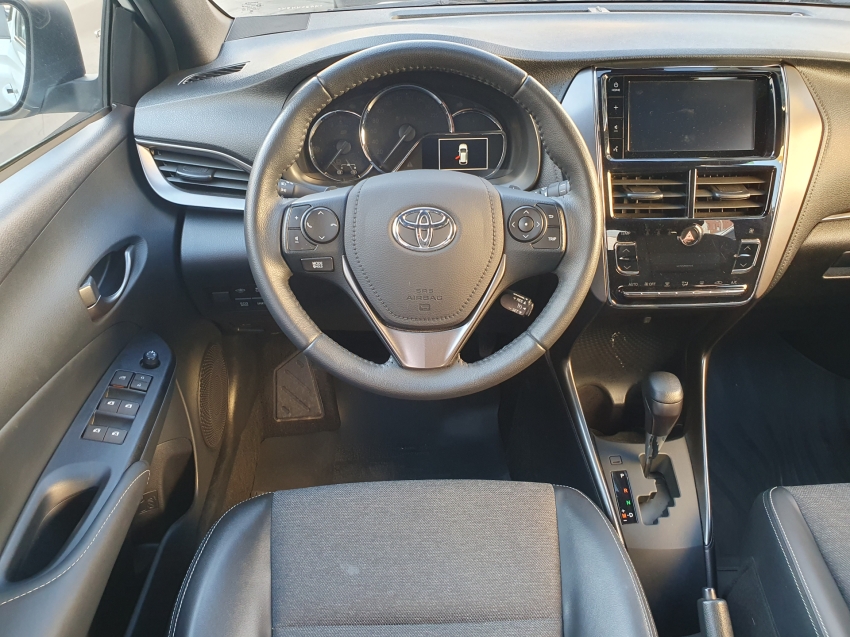 toyota yaris 1.5 16v flex xs multidrive 4p automatico 202415