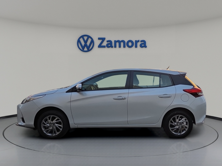 toyota yaris 1.5 16v flex xs multidrive 4p automatico 20246