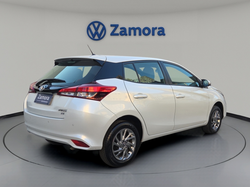 toyota yaris 1.5 16v flex xs multidrive 4p automatico 202410