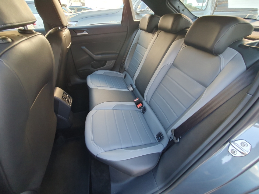 volkswagen nivus 1.0 200 tsi total flex highline automatico 4p 20245