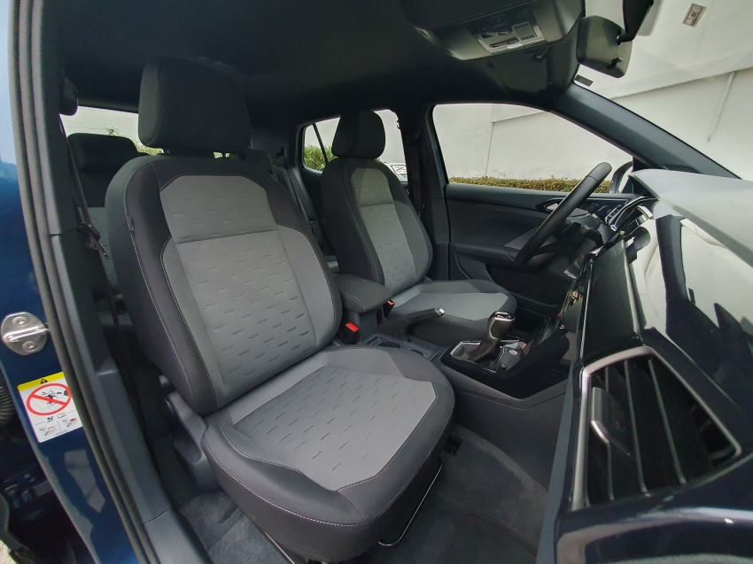 volkswagen t-cross 1.0 200 tsi total flex comfortline automatico 4p 202311